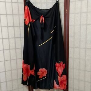 SWIMSUIT FLORAL COVERUP NO SIZE TAG‎